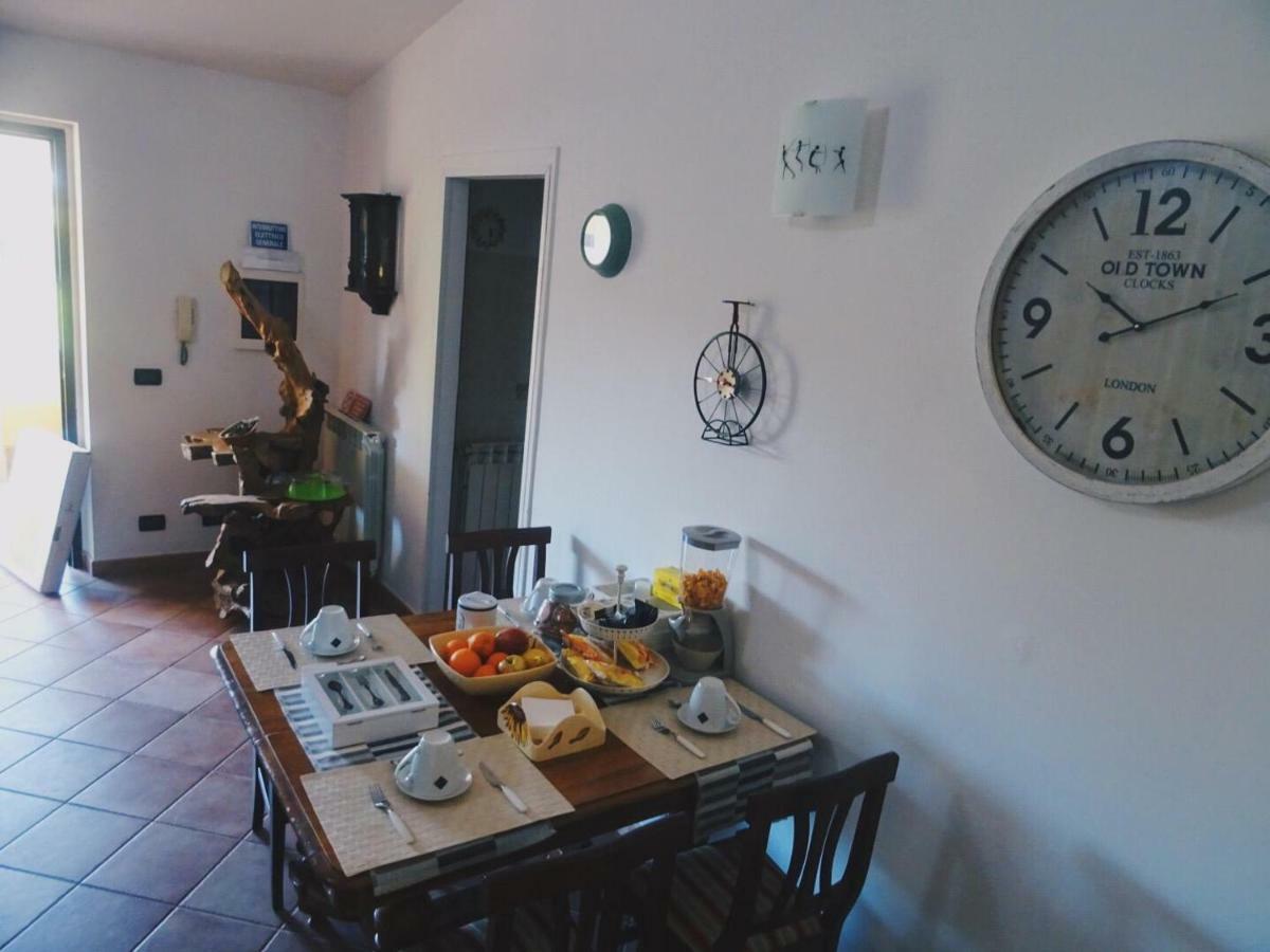Clock'S House 호텔 피우미치노 외부 사진